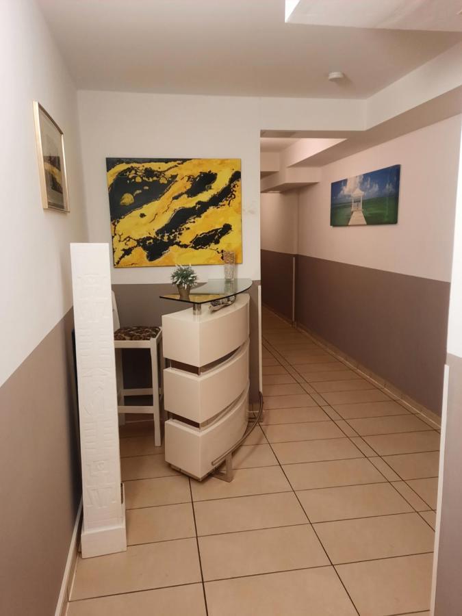 Boardinghouse Oranienburg Apartment Екстериор снимка